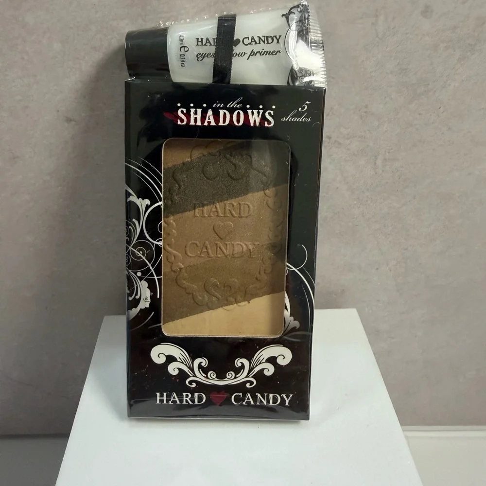 🩷5/$10Hard Candy Eyeshadow Palette - Black and Brown
